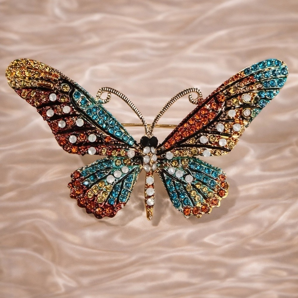 Vintage Multicolor Crystal Butterfly Brooch – Gold Tone Statement Pin